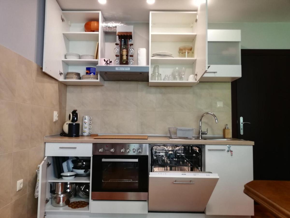 Dobi'S Apartment Elit47 At Elit بامبوروفو المظهر الخارجي الصورة