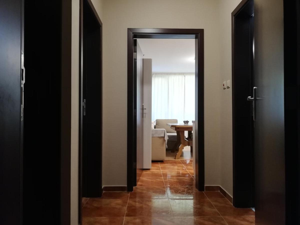 Dobi'S Apartment Elit47 At Elit بامبوروفو المظهر الخارجي الصورة