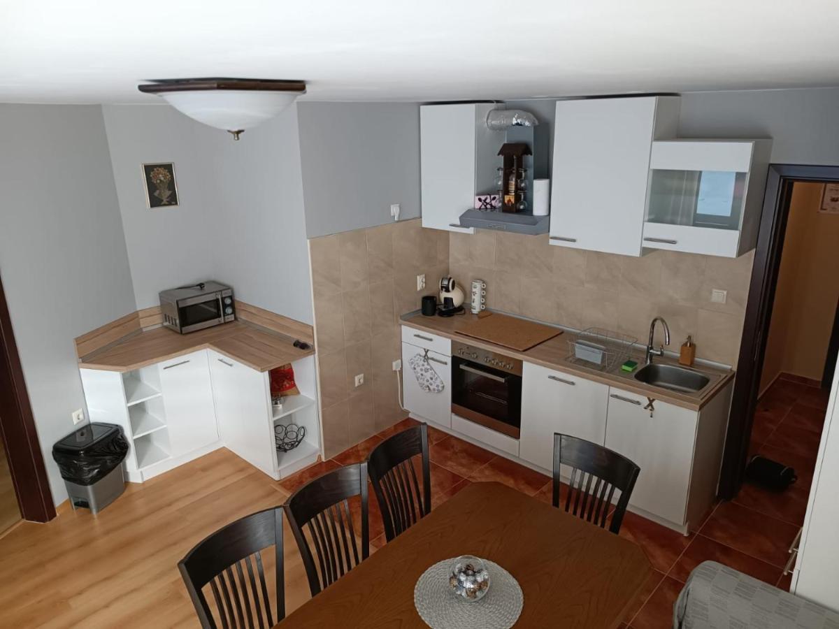 Dobi'S Apartment Elit47 At Elit بامبوروفو المظهر الخارجي الصورة